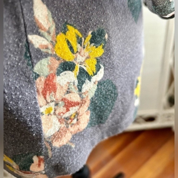 Kimchi Blue Top Tank Grey with Pink Cream Floral Overlay Urban Outfitters Medium - Picture 9 of 16